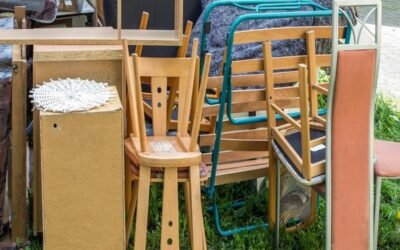 Which Is Better: Donating or Removing Furniture?