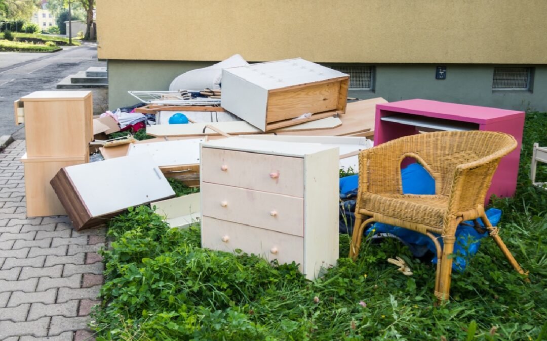 How to Get Dispose of Old Furniture Properly